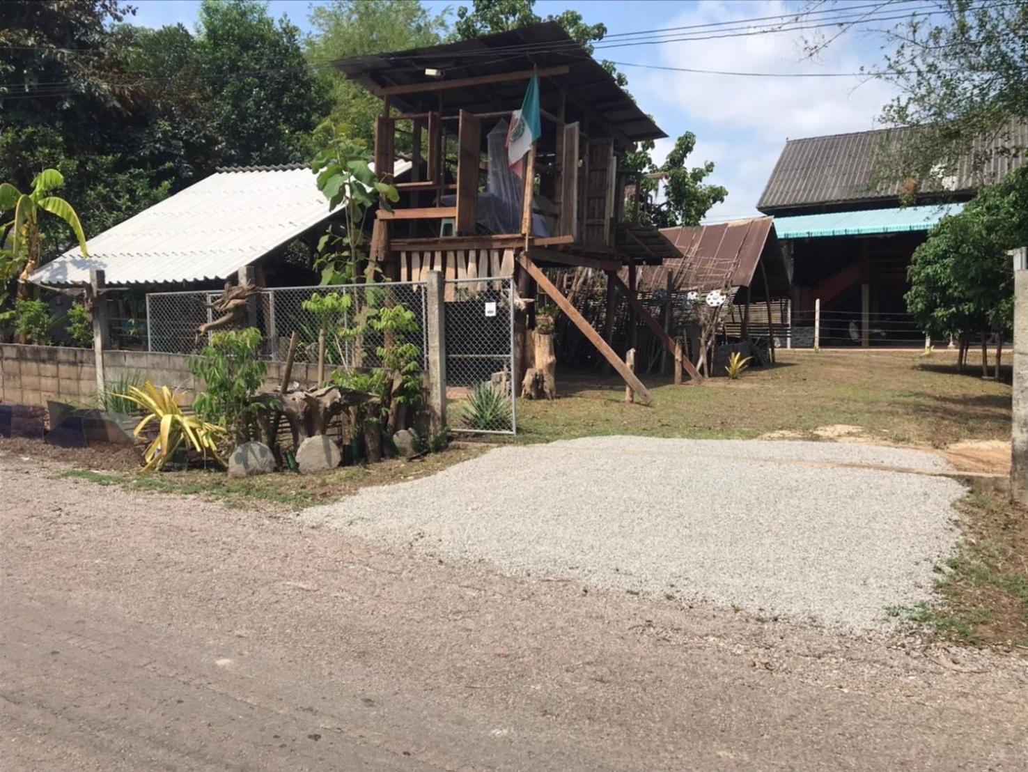 Amando_Tent Hotel Phayao Exterior foto